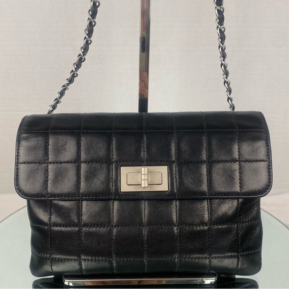 🔥❤️ CHANEL CHOCOLATE BAR 2.55 LAMBSKIN FLAP CLUTCH/WAIST BAG 🔥❤️ - Picture 7 of 16